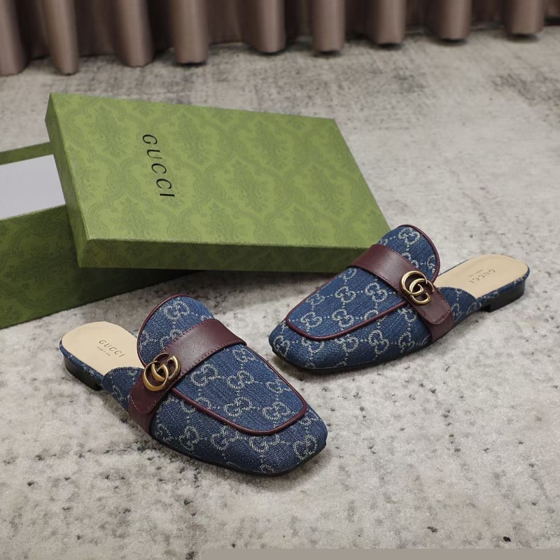 G*u*i slippers